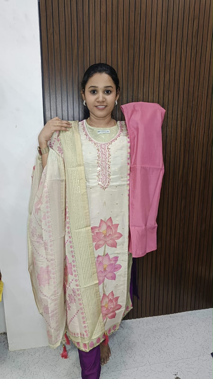 Kurti with pant and dupatta