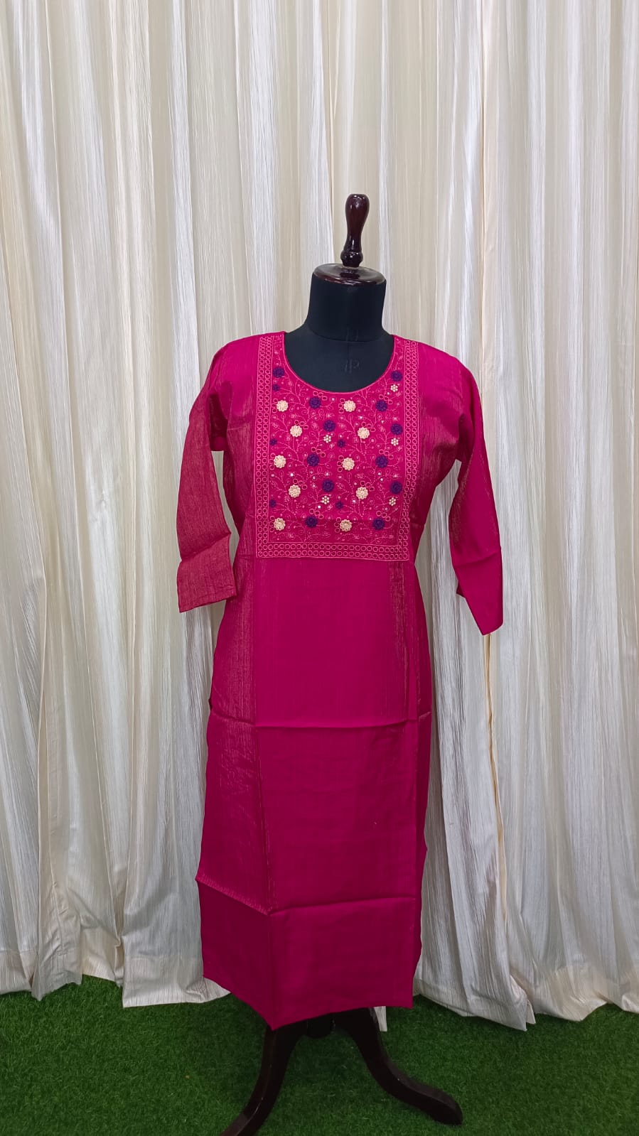 Grand Kurtis Collections