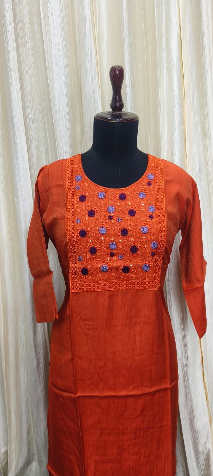 Grand Kurtis Collections
