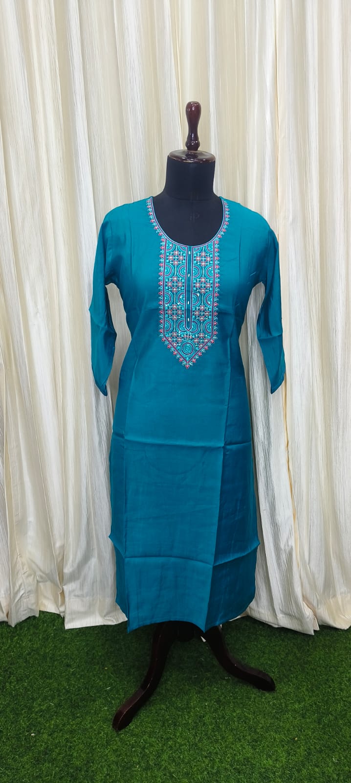 Grand Kurtis Collections