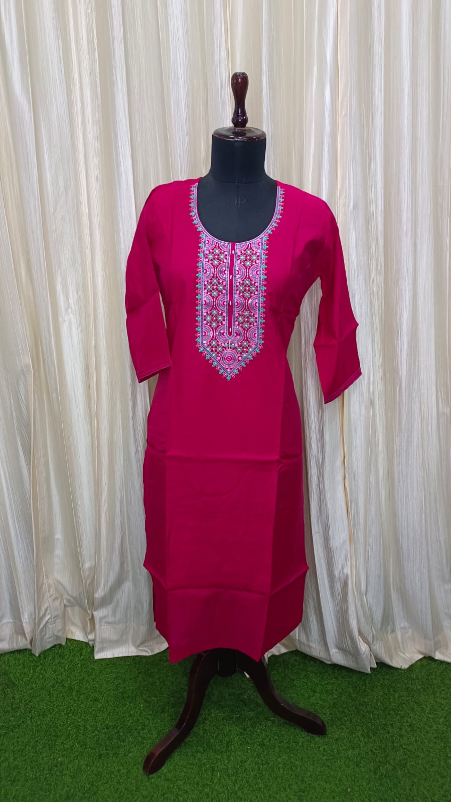Grand Kurtis Collections