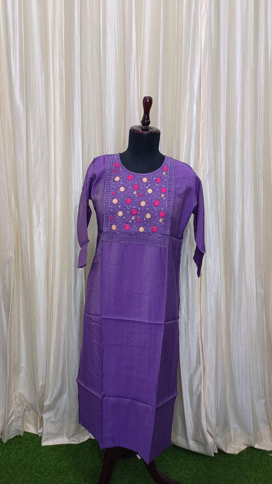 Grand Kurtis Collections
