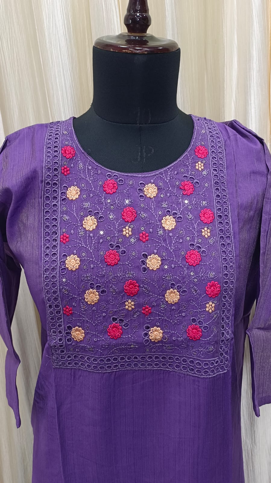 Grand Kurtis Collections