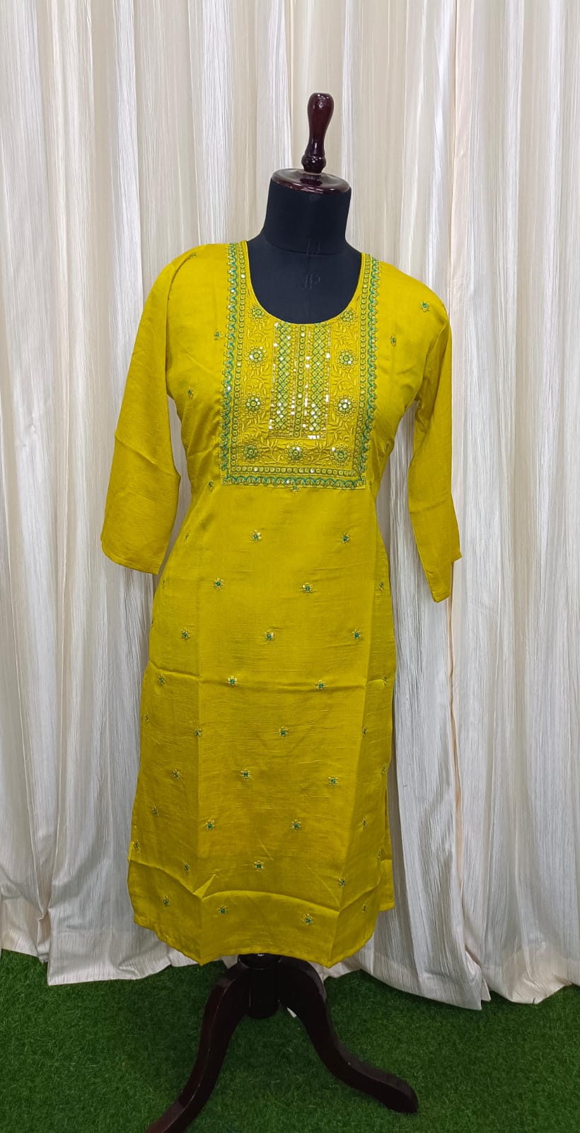 Grand Kurtis Collections