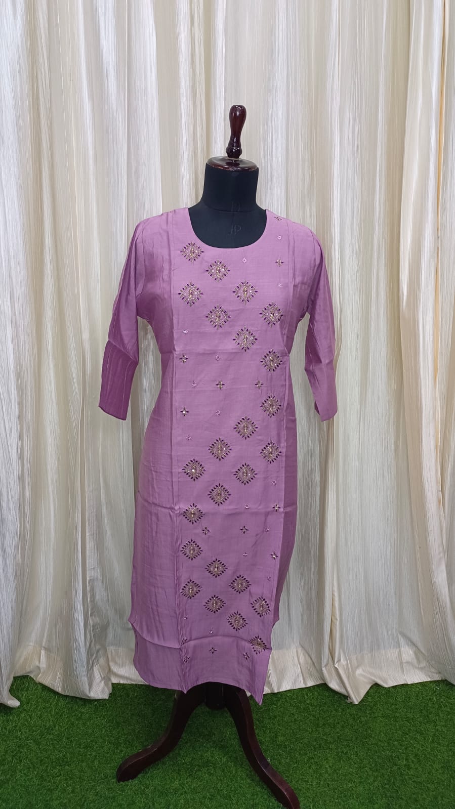 Grand Kurtis Collections