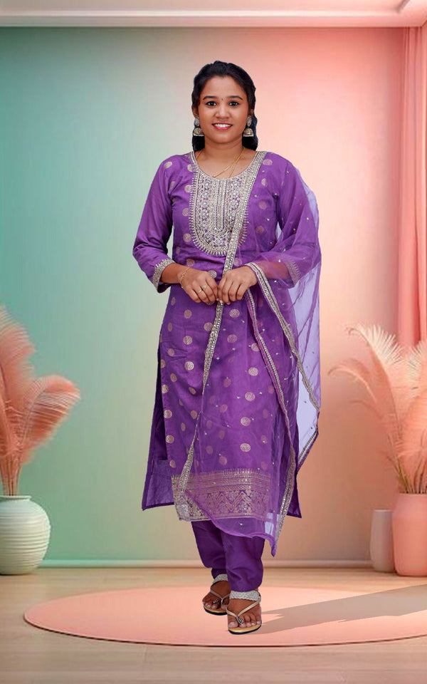 Kurti with pant and dupatta