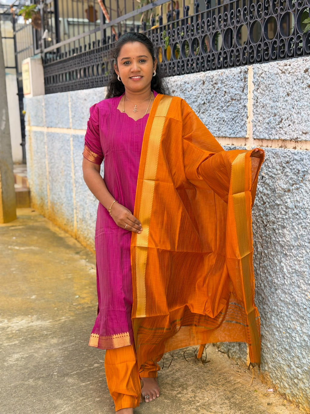 Susmi Brand premium Mangalgiri Pattu kurti set Collections