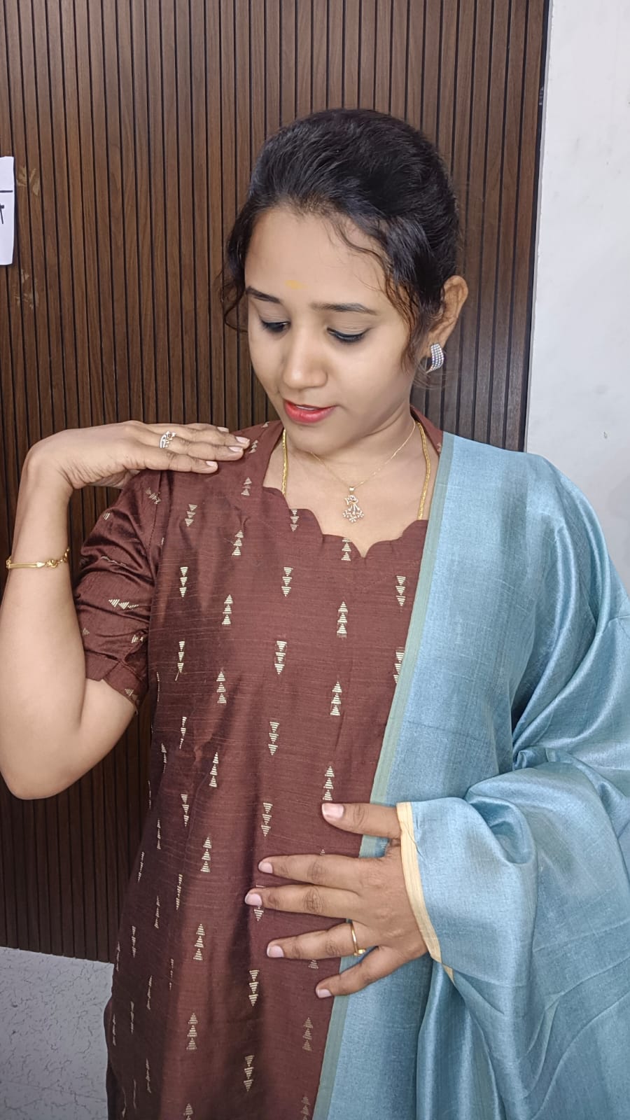 Susmi Brand Premium Raw silk Kurti with Pant and Digital Dupatta