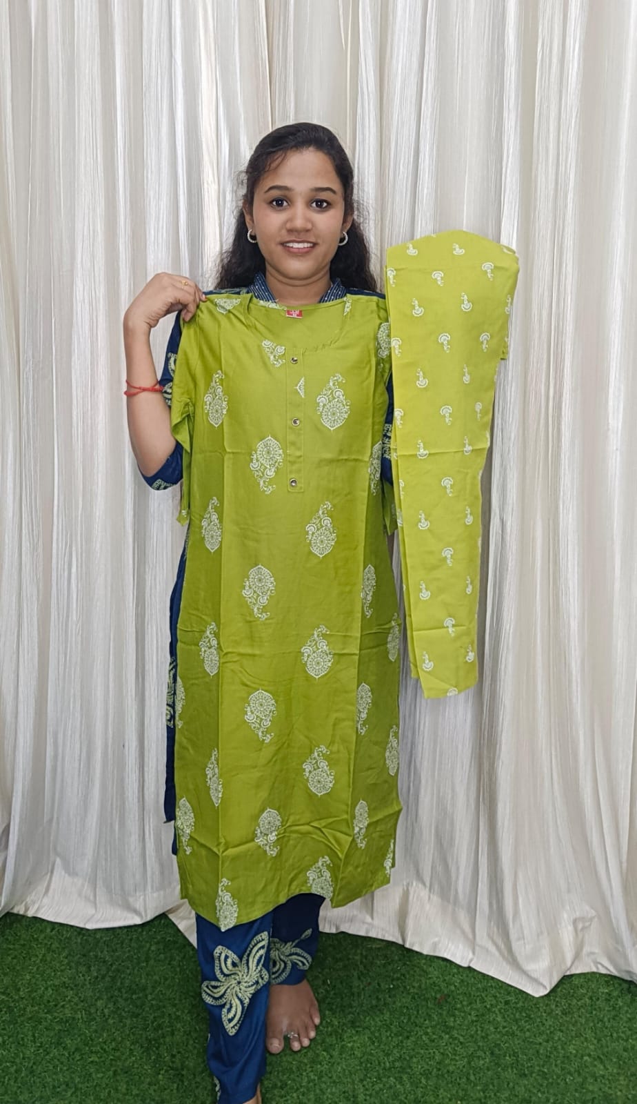 Side open coord set