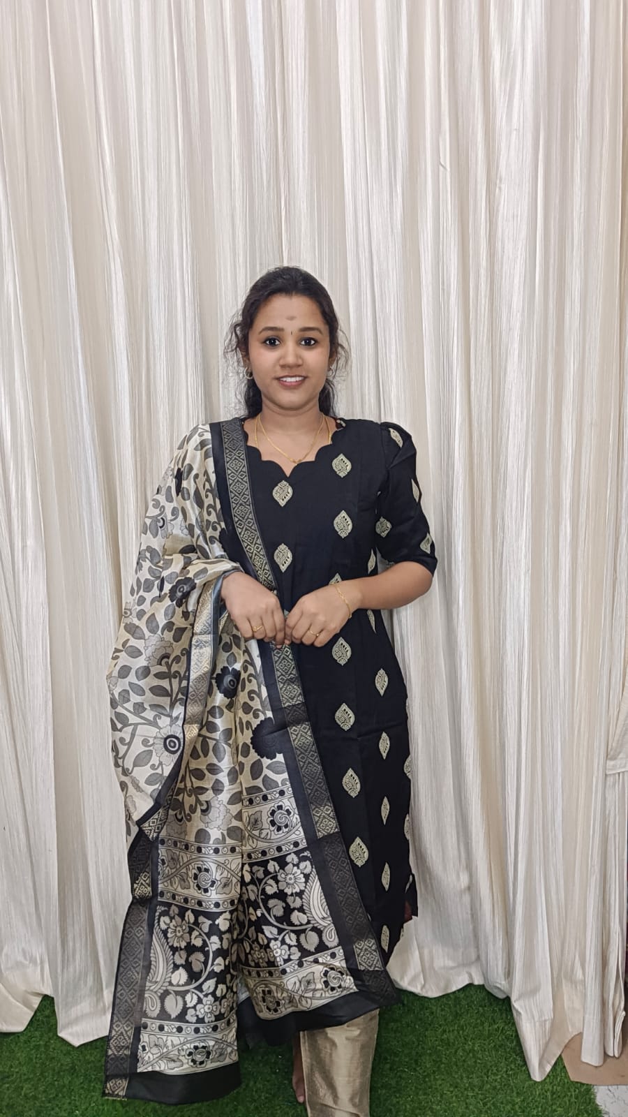 Raw silk kurti set - Black
