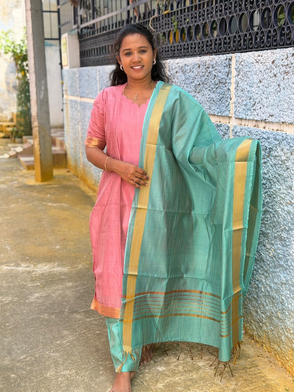 Susmi Brand premium Mangalgiri Pattu kurti set Collections