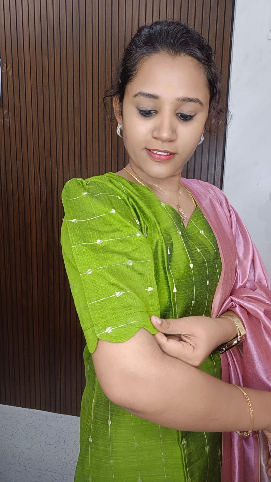 Susmi Brand Premium Raw silk Kurti with Pant and Digital Dupatta