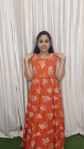 Stylish maxi with sleeve