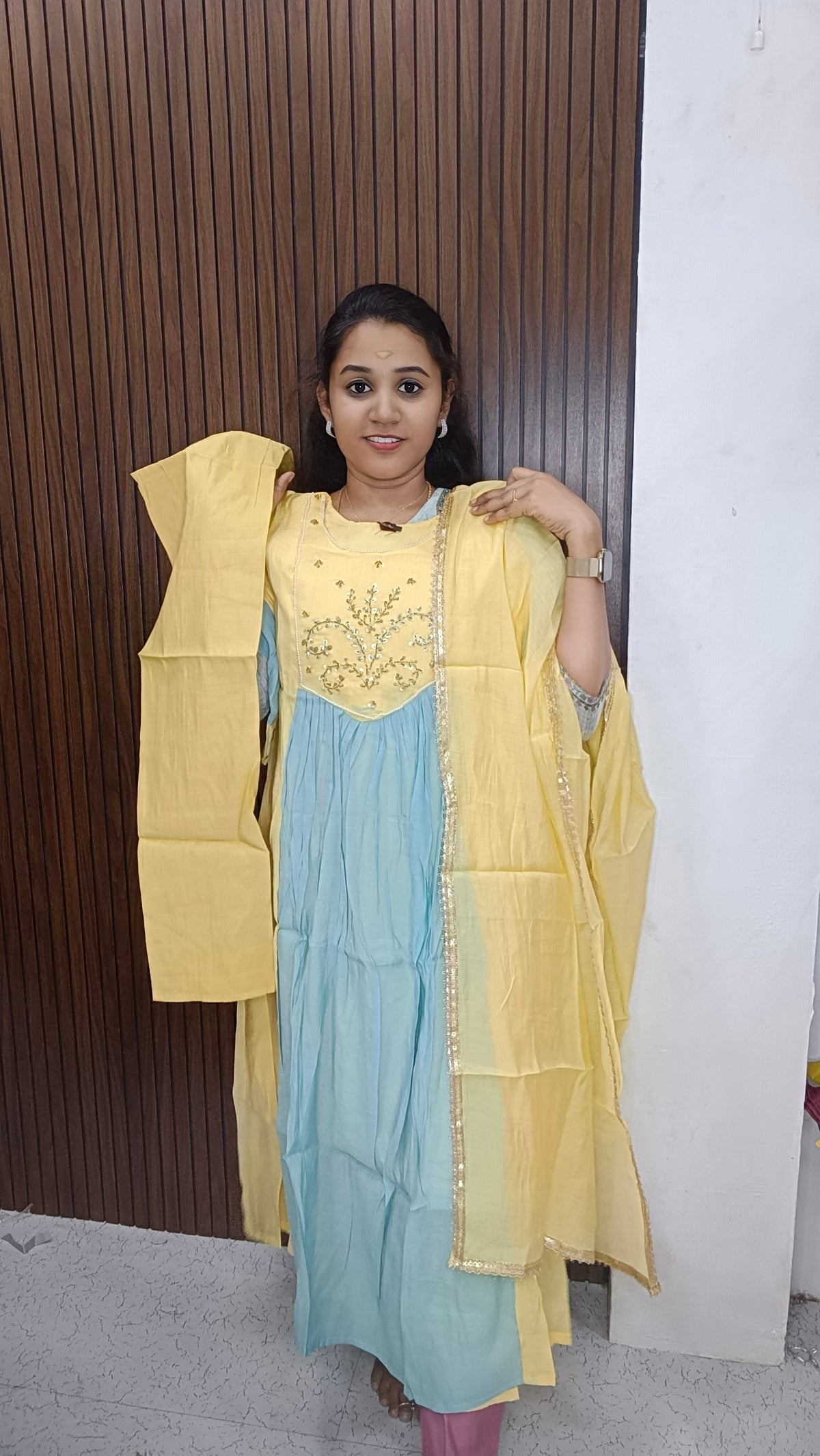 Kurti with pant and dupatta