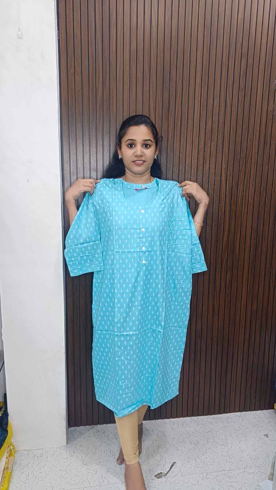 250 Kurtis