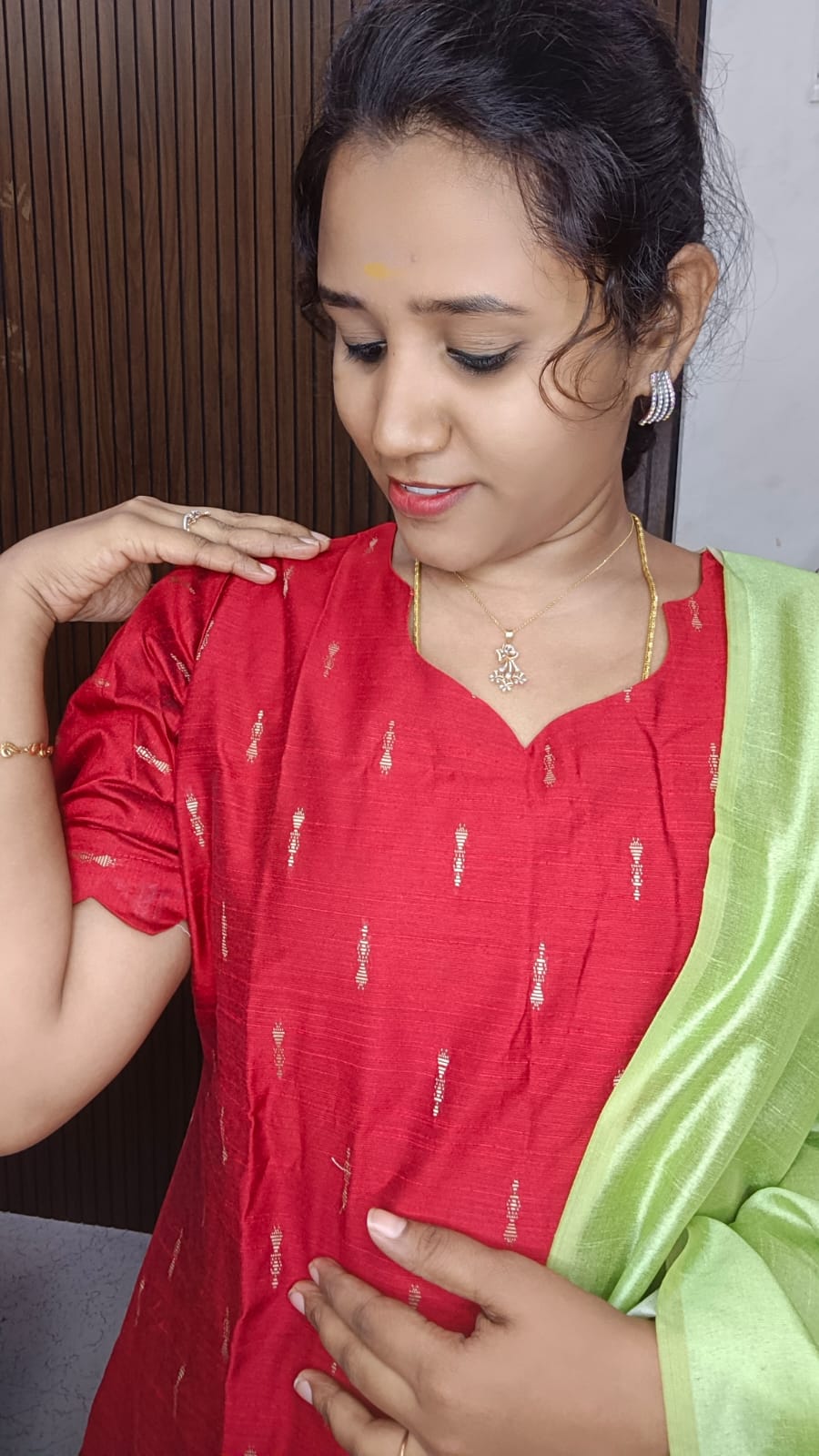 Susmi Brand Premium Raw silk Kurti with Pant and Digital Dupatta