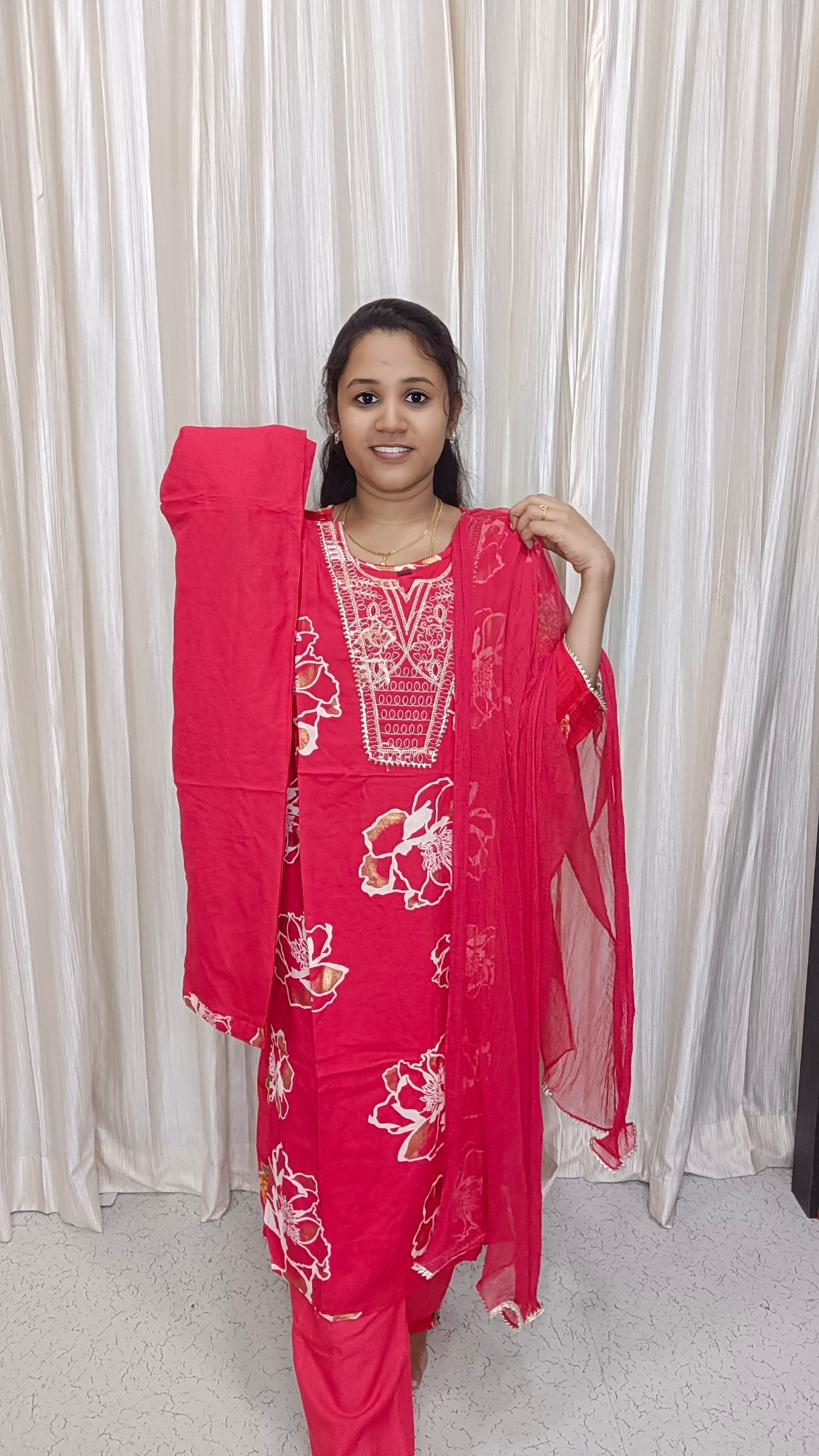 Kurti with pant and Dupatta