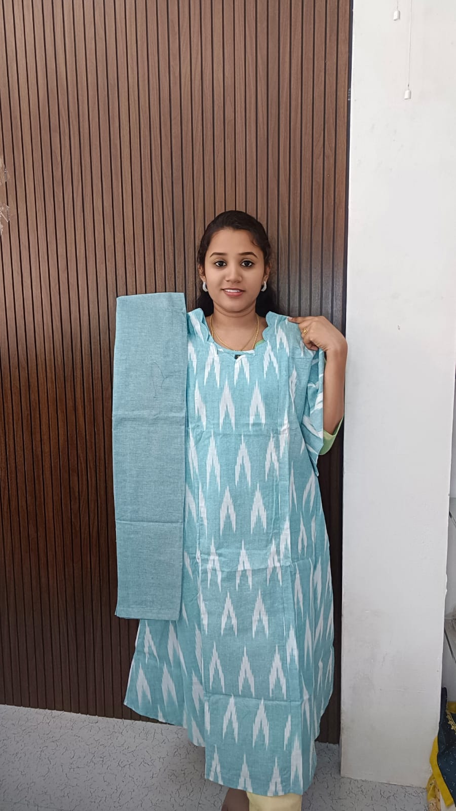 Ik06 Ikkat Aline coord set