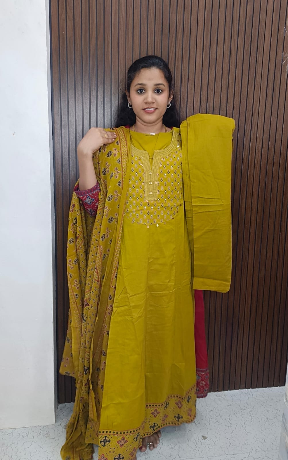 Kurti with pant and dupatta