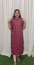 Ikkat side open Kurtis