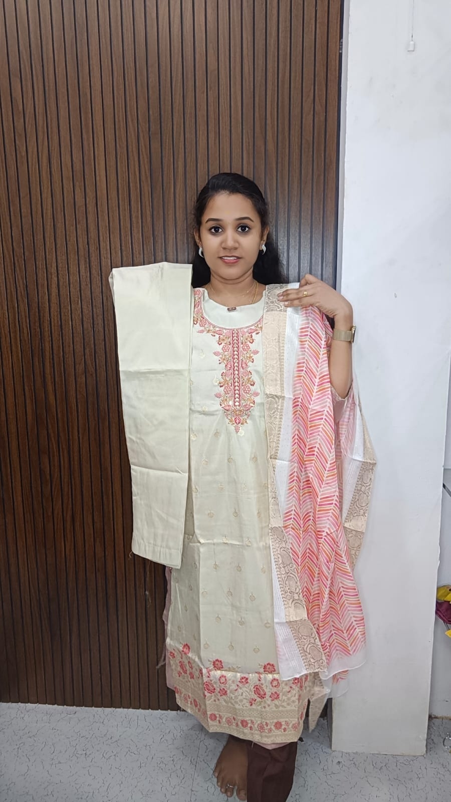 Kurti with pant and dupatta