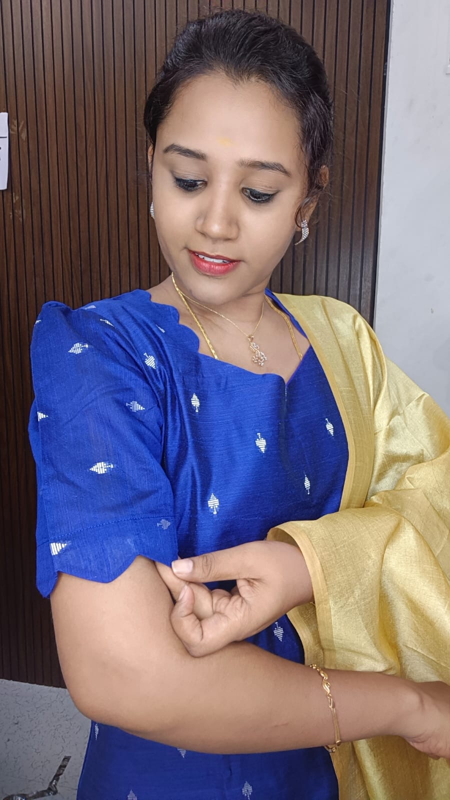 Susmi Brand Premium Raw silk Kurti with Pant and Digital Dupatta