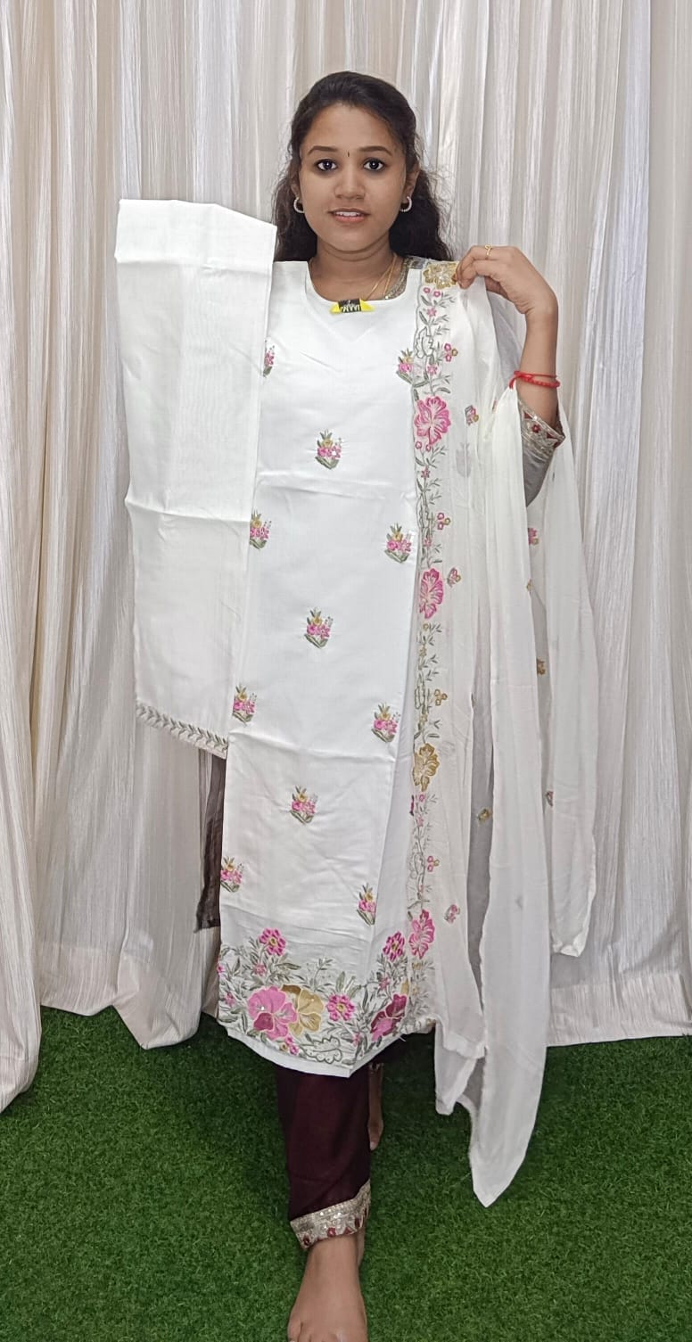 Kurti with pant & dupatta new