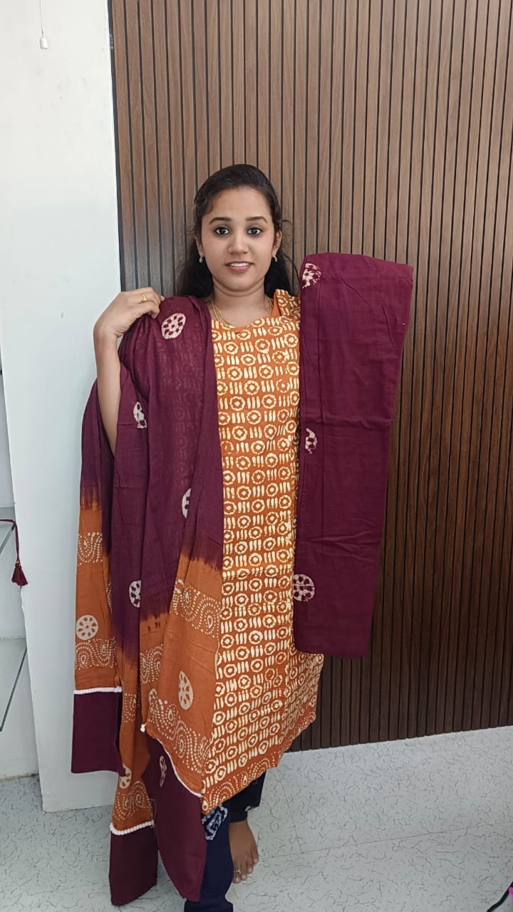 Cotton Bhathik Kurti Set