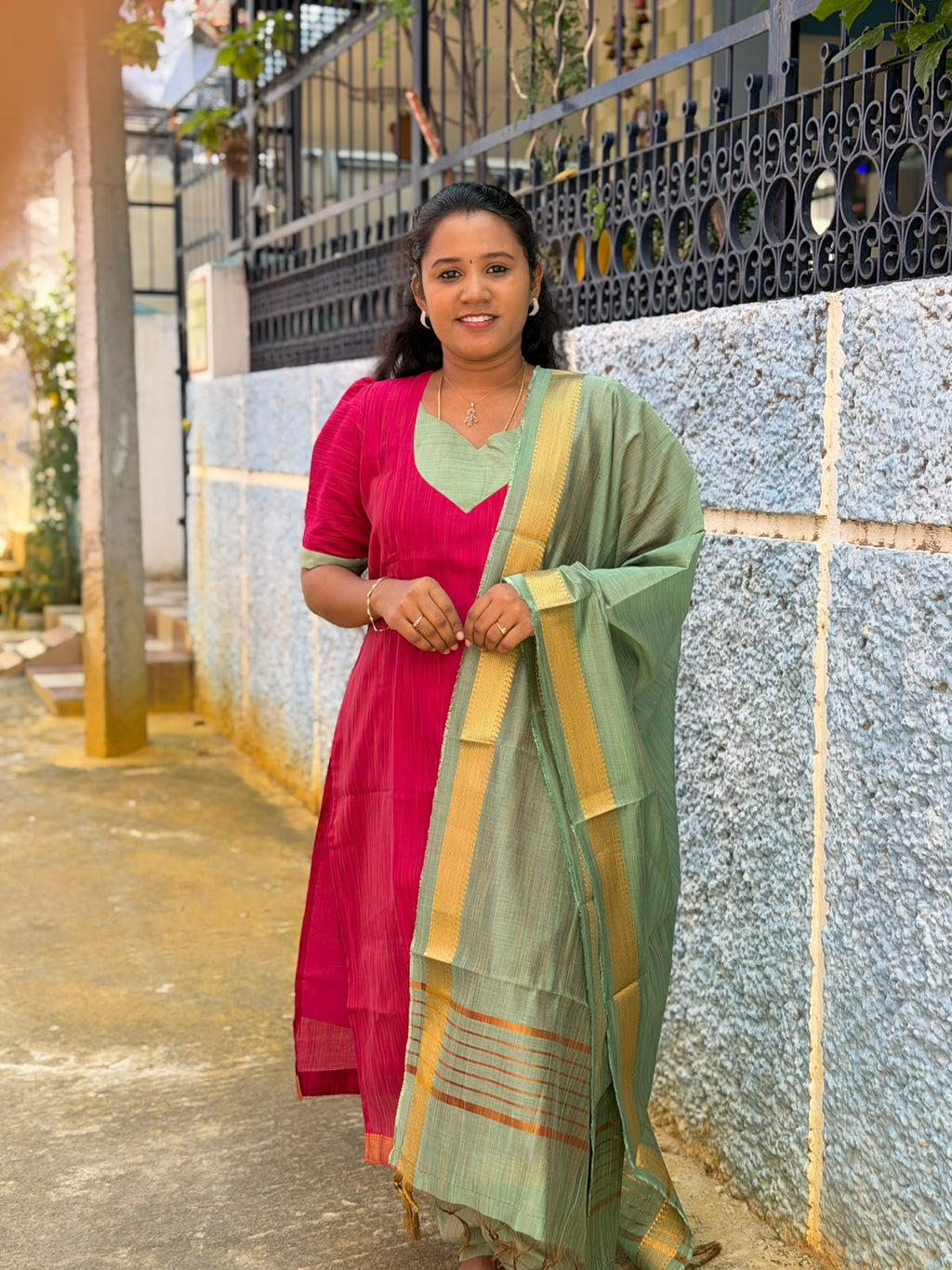 Susmi Brand premium Mangalgiri Pattu kurti set Collections