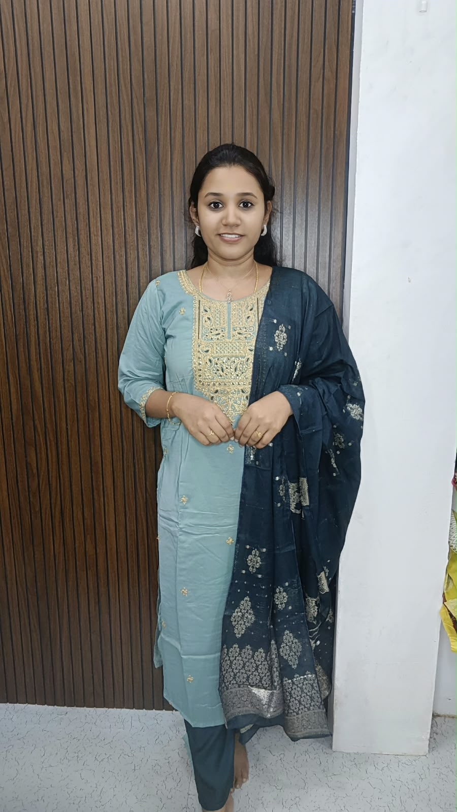 Kurti with pant and dupatta