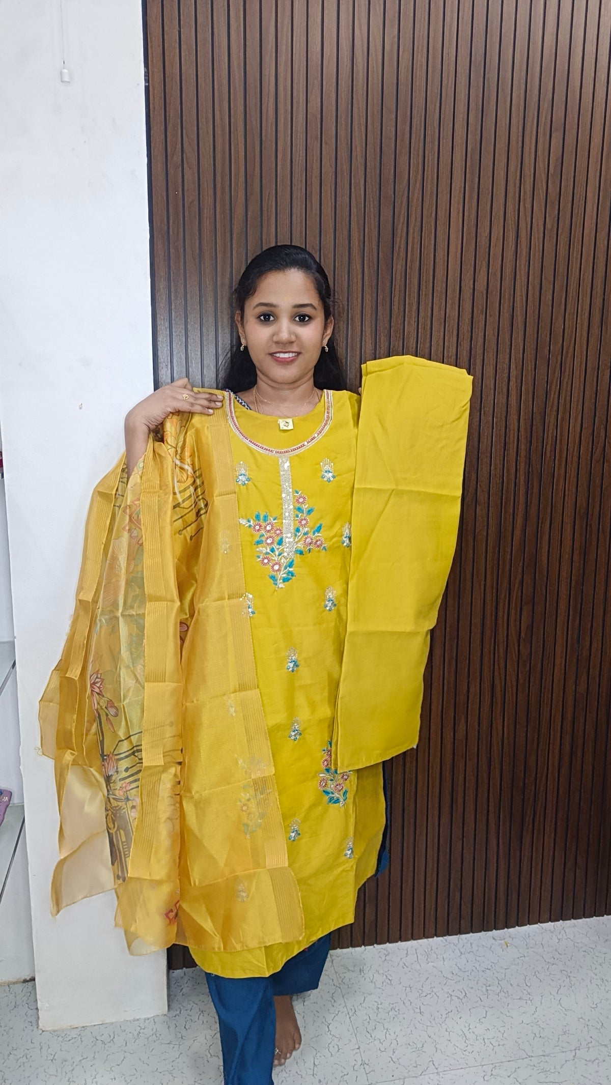Kurti with pant and dupatta