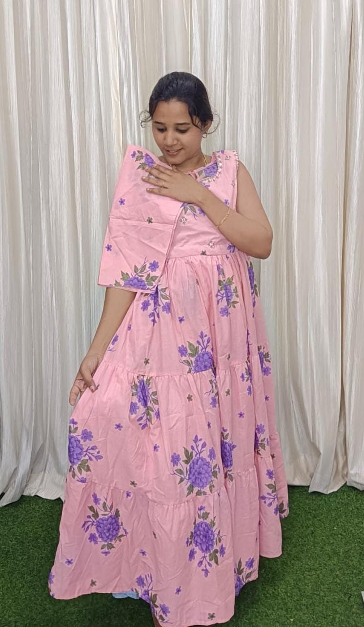 Stylish maxi with sleeve