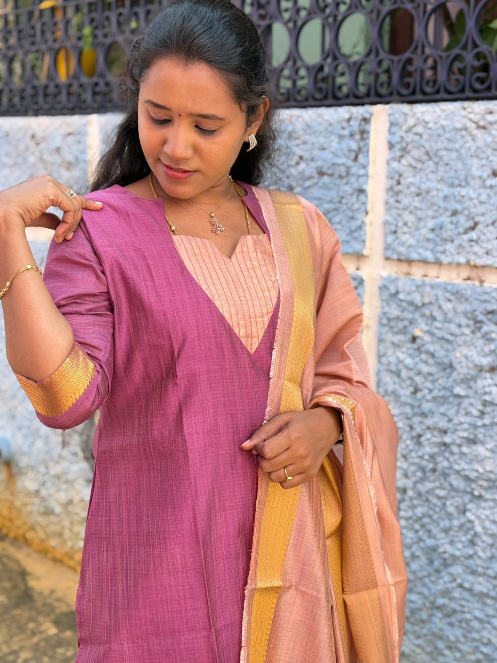 Susmi Brand premium Mangalgiri Pattu kurti set Collections