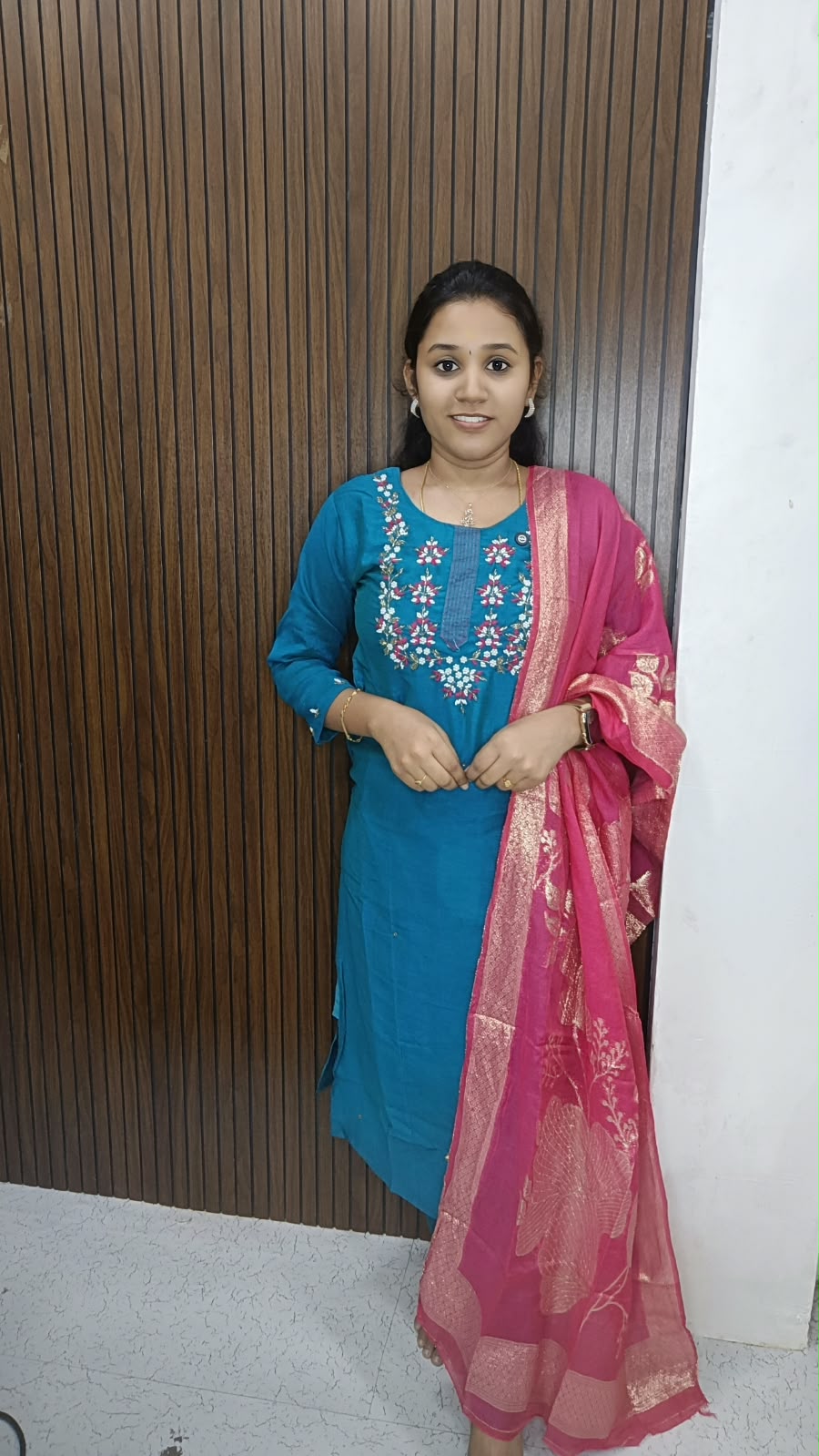 Kurti with pant and dupatta