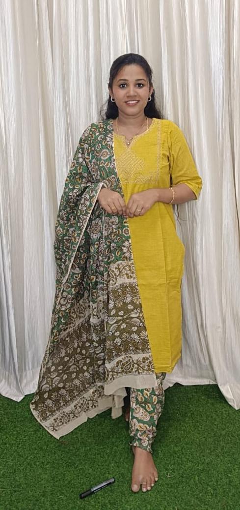 Traditional Mangalgiri 3 piece set