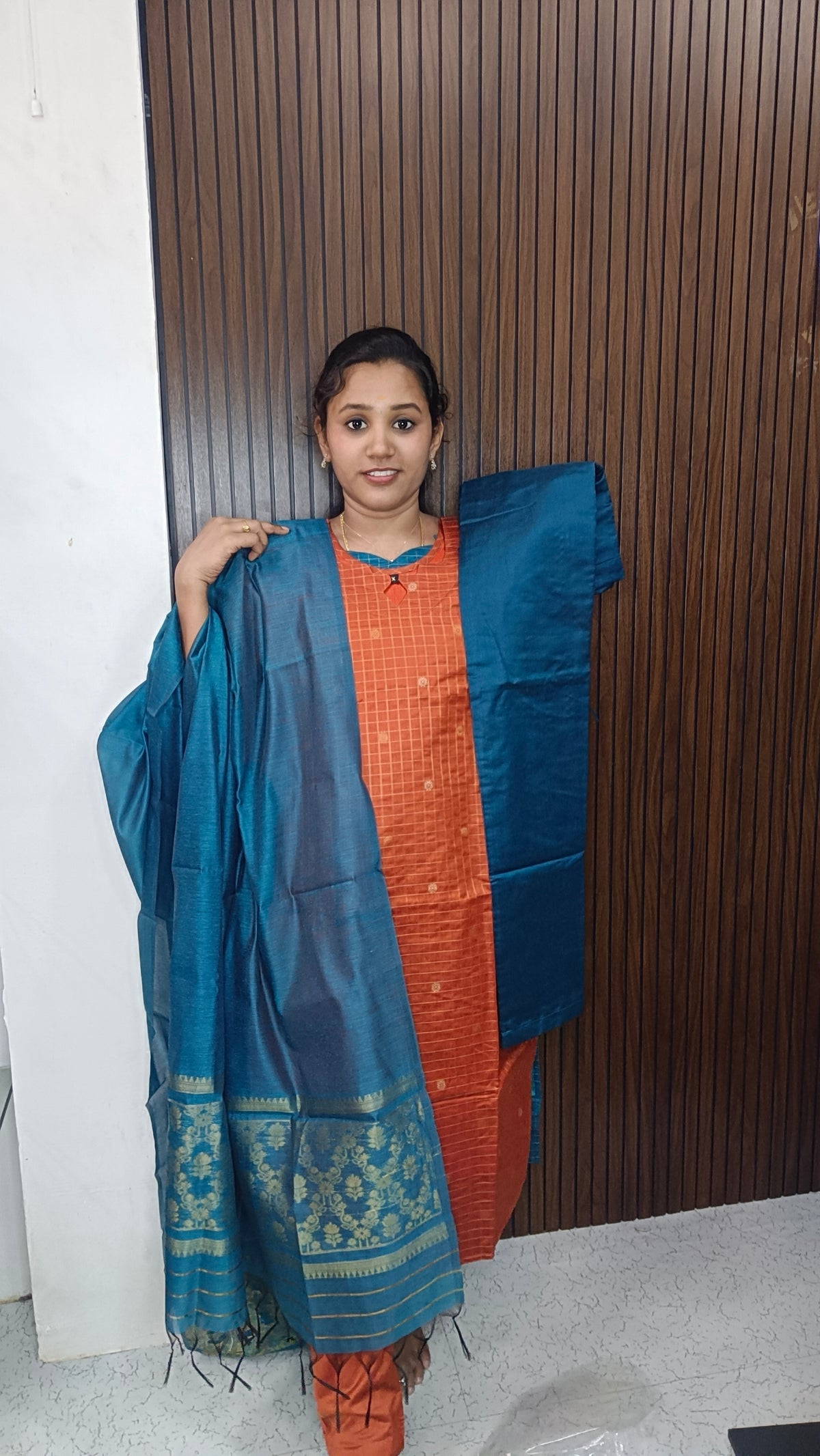 Premium Raw silk Kurti set SB0057