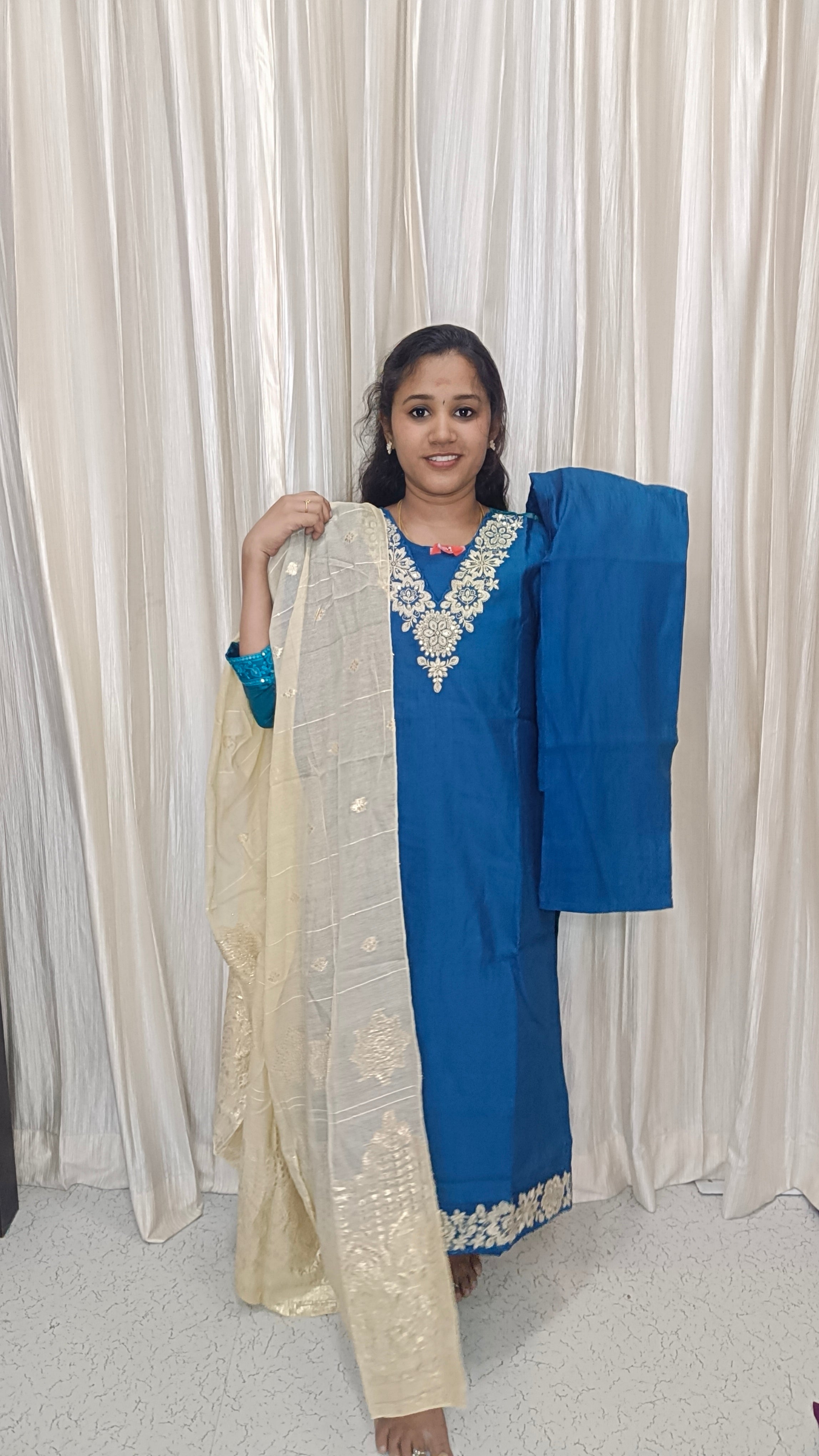 Kurti with pant and dupatta