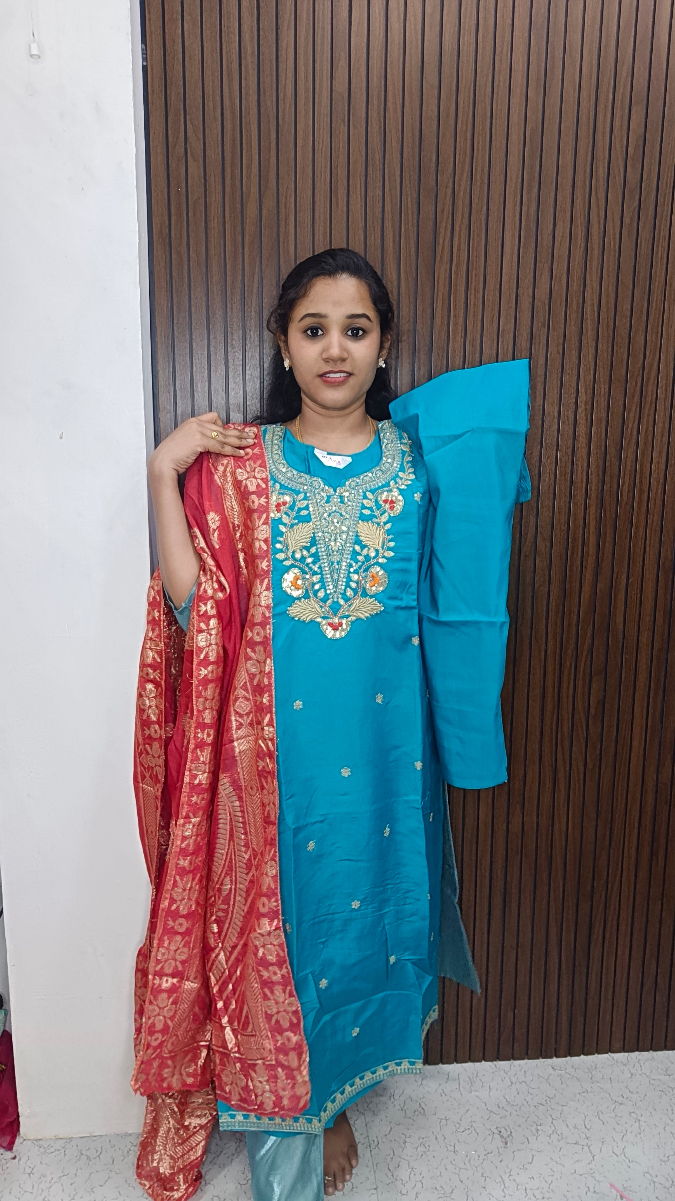 Kurti with pant and dupatta