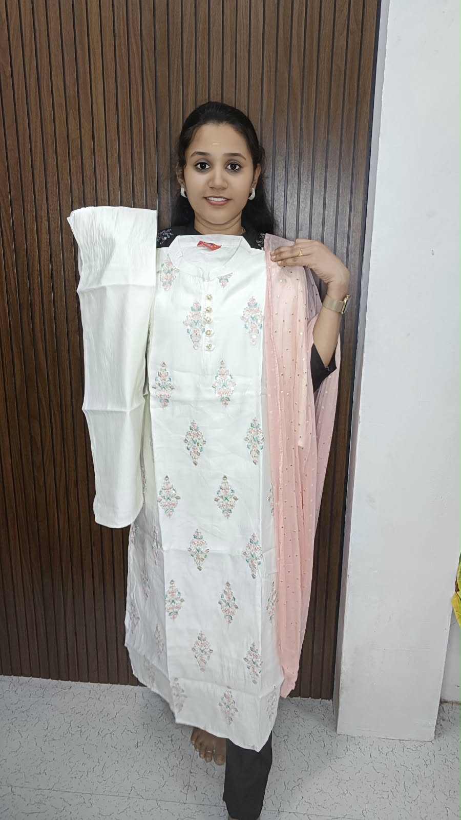 Kurti with pant and dupatta