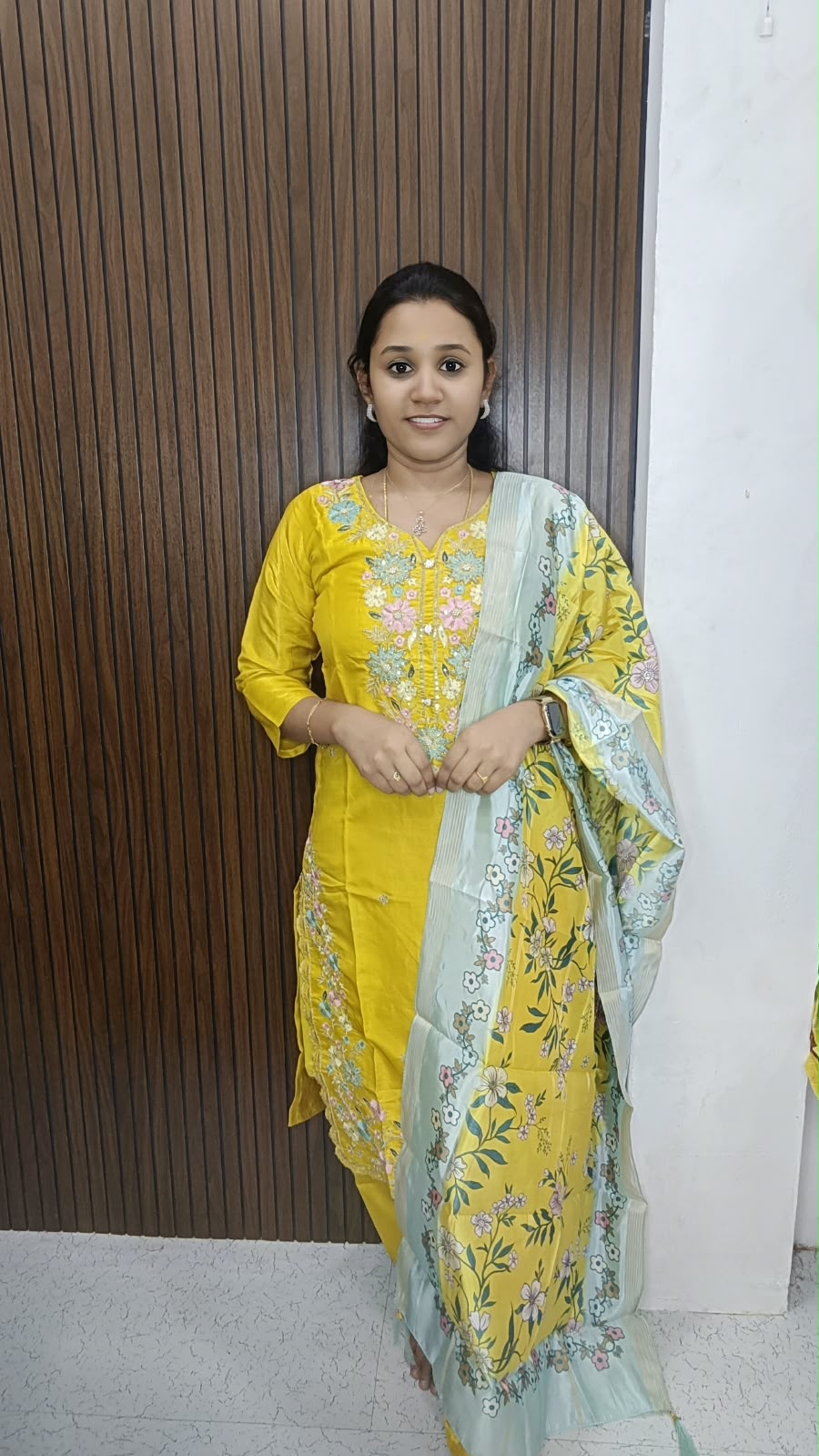 Kurti with pant and dupatta