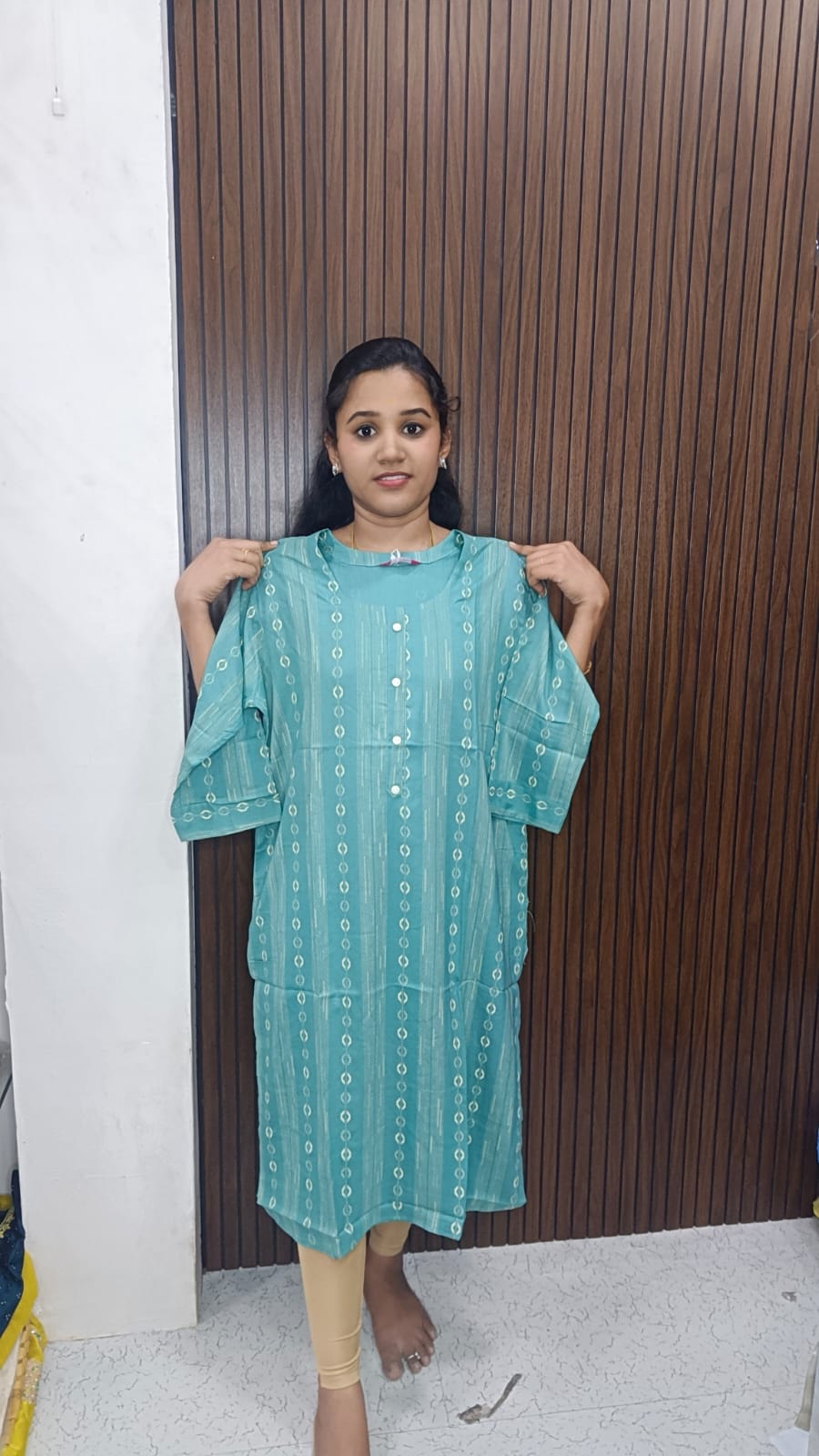 250 Kurtis