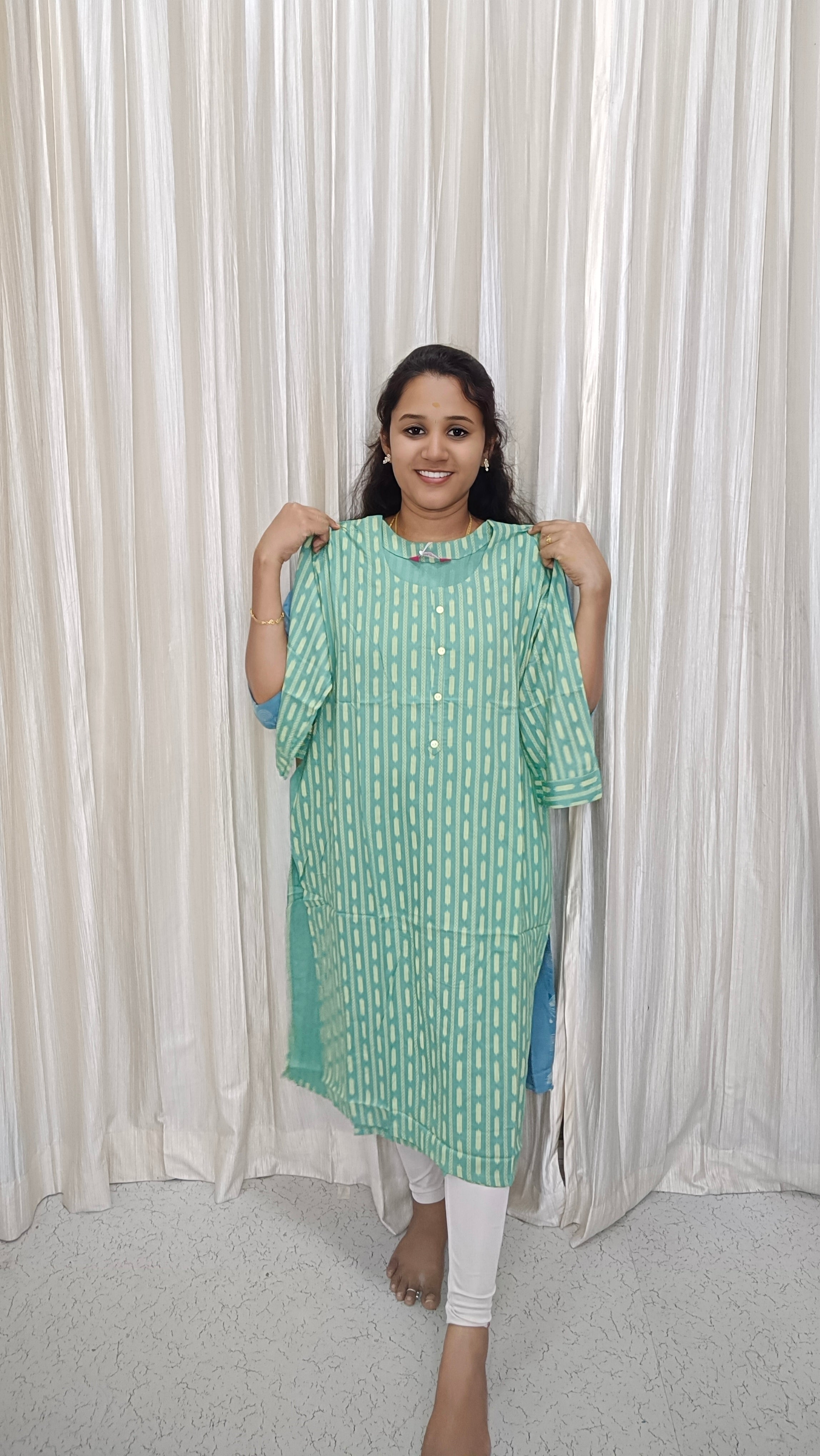 250 Kurtis