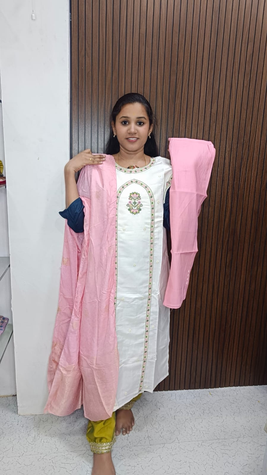 Kurti with pant and dupatta