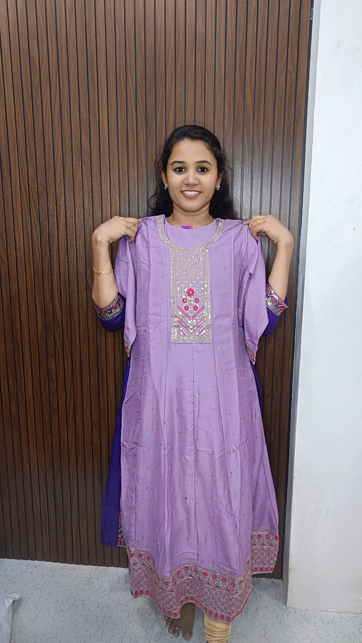 Vichitra Anarkali Kurti