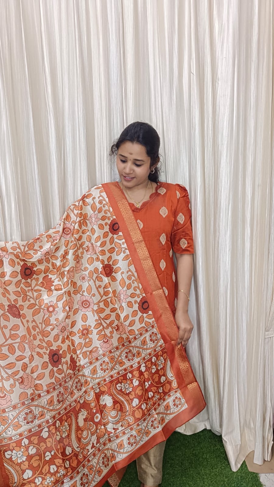 Raw silk kurti set