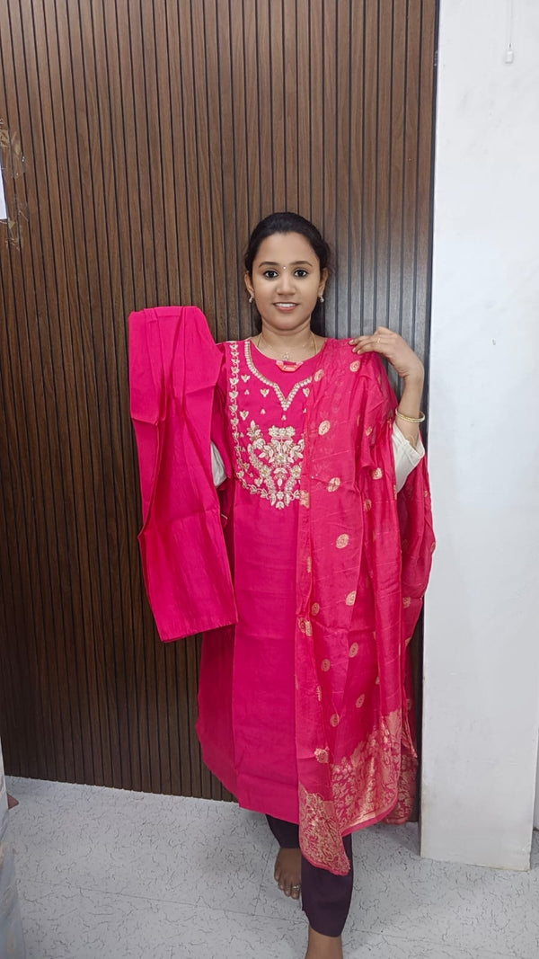 Kurti with pant and duppata