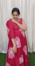 Stylish maxi with sleeve