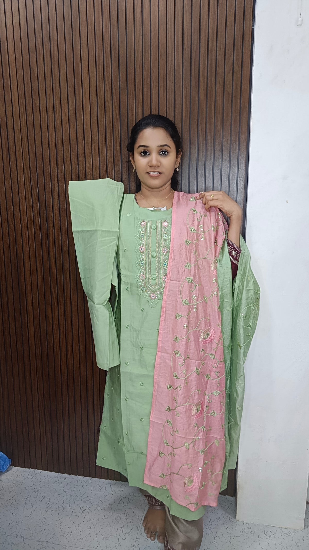 Kurti with pant and dupatta