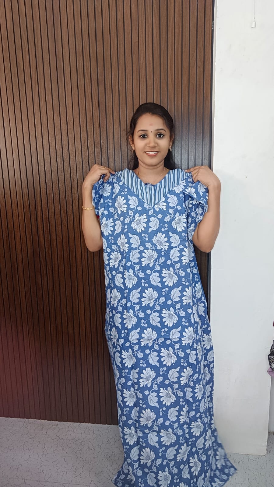 2057 Pranjul nighties