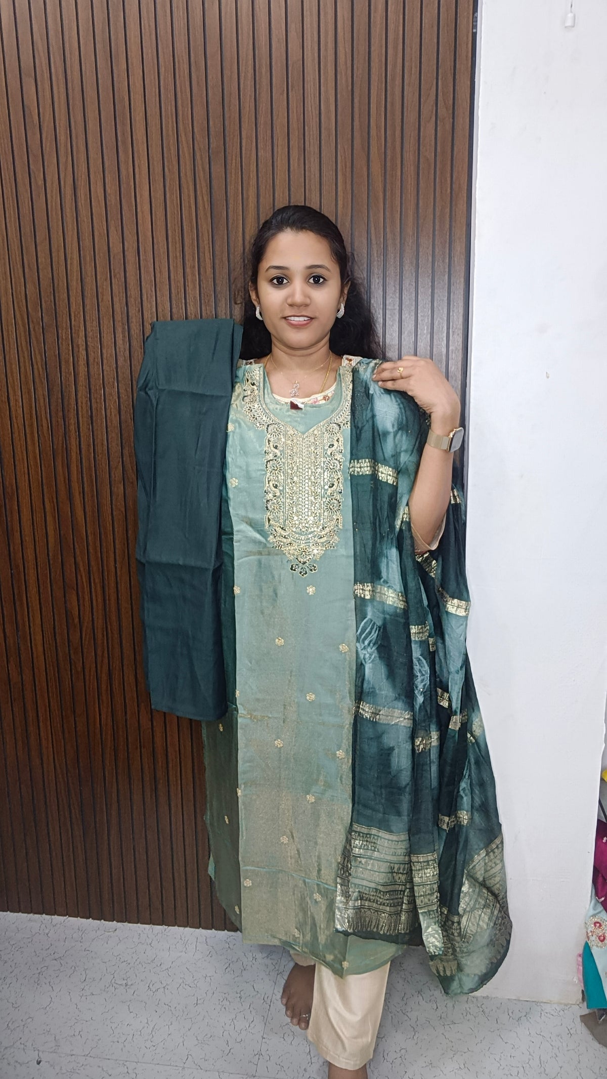 Kurti with pant and dupatta